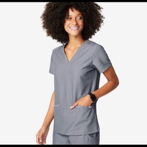 Figs Graphite scrub top.